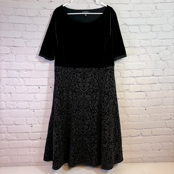 Lands End Black Velvet Baroque Dress - Picture 1 of 8